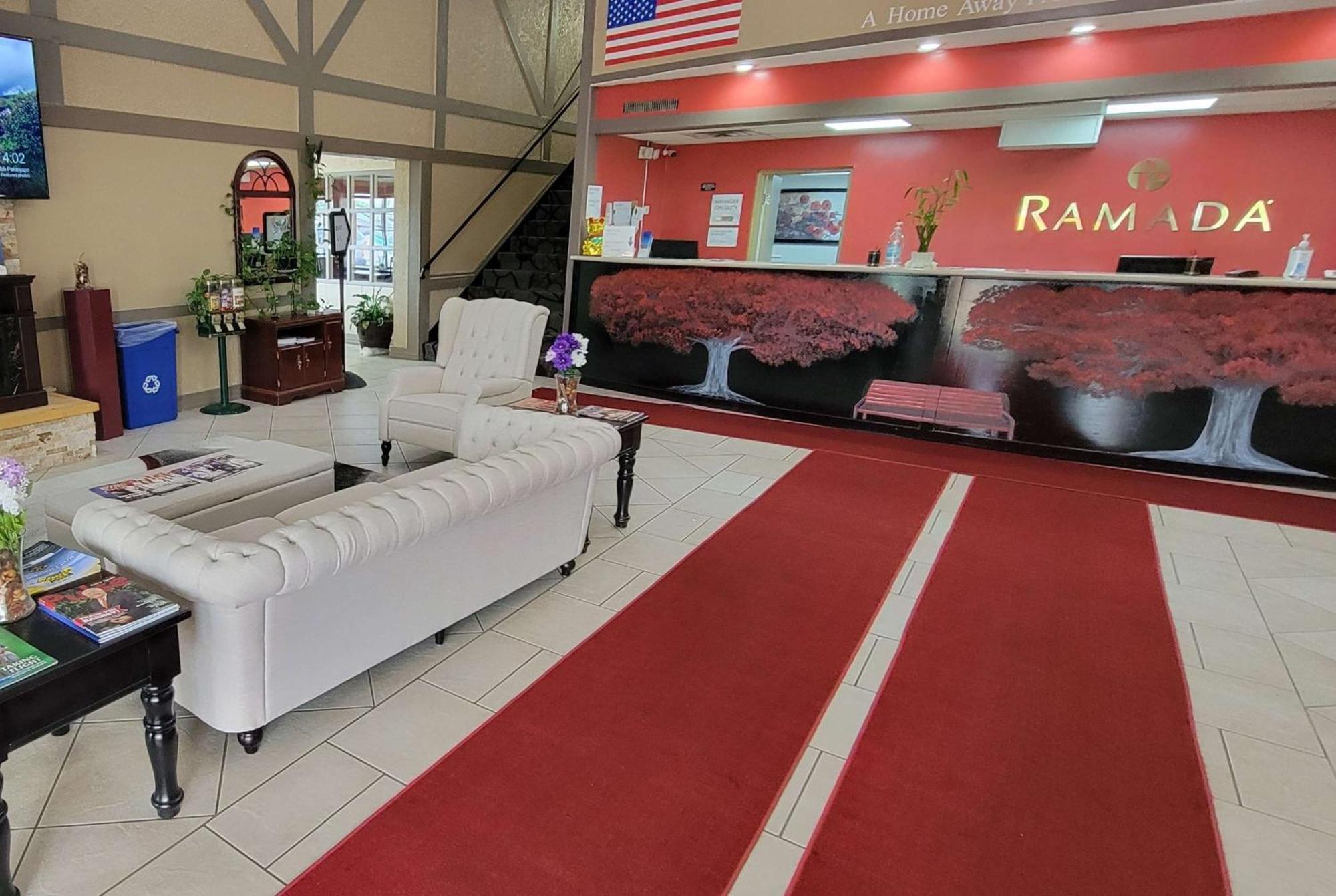 รามาดา บาย วินด์แฮม เมาน์เทนโฮม Hotel ภายนอก รูปภาพ